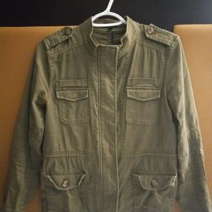 Green kakki jacket w/four pockets